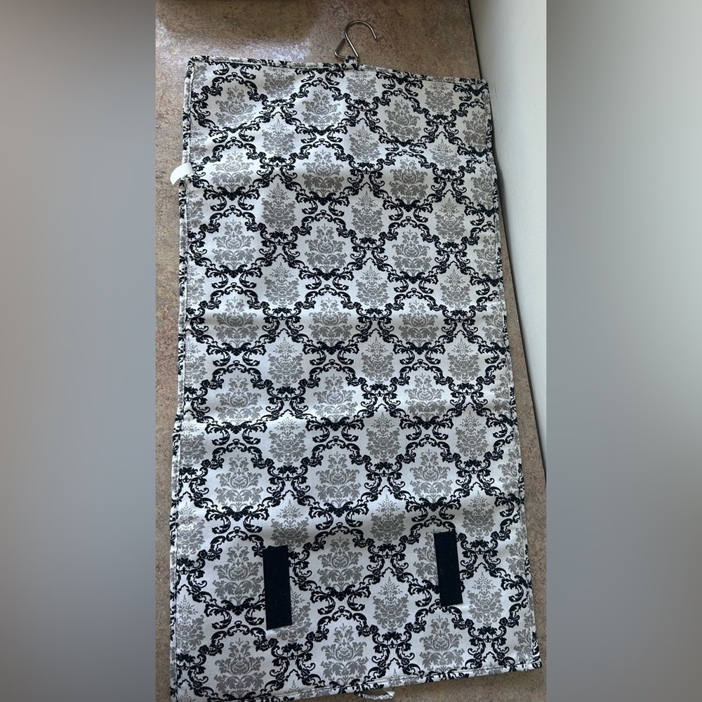 Laura Ashley large toiletry hanging travel pack in black and white design - Picture 3 of 8